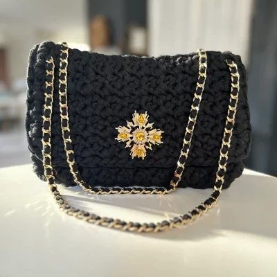 mega-chacha-noir-gold mega-chacha-noir-gold